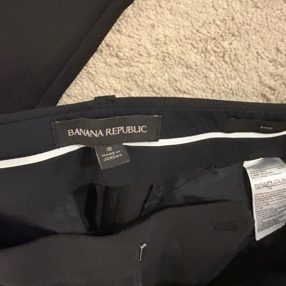 Banana Republic Black Trousers - Picture 2 of 2